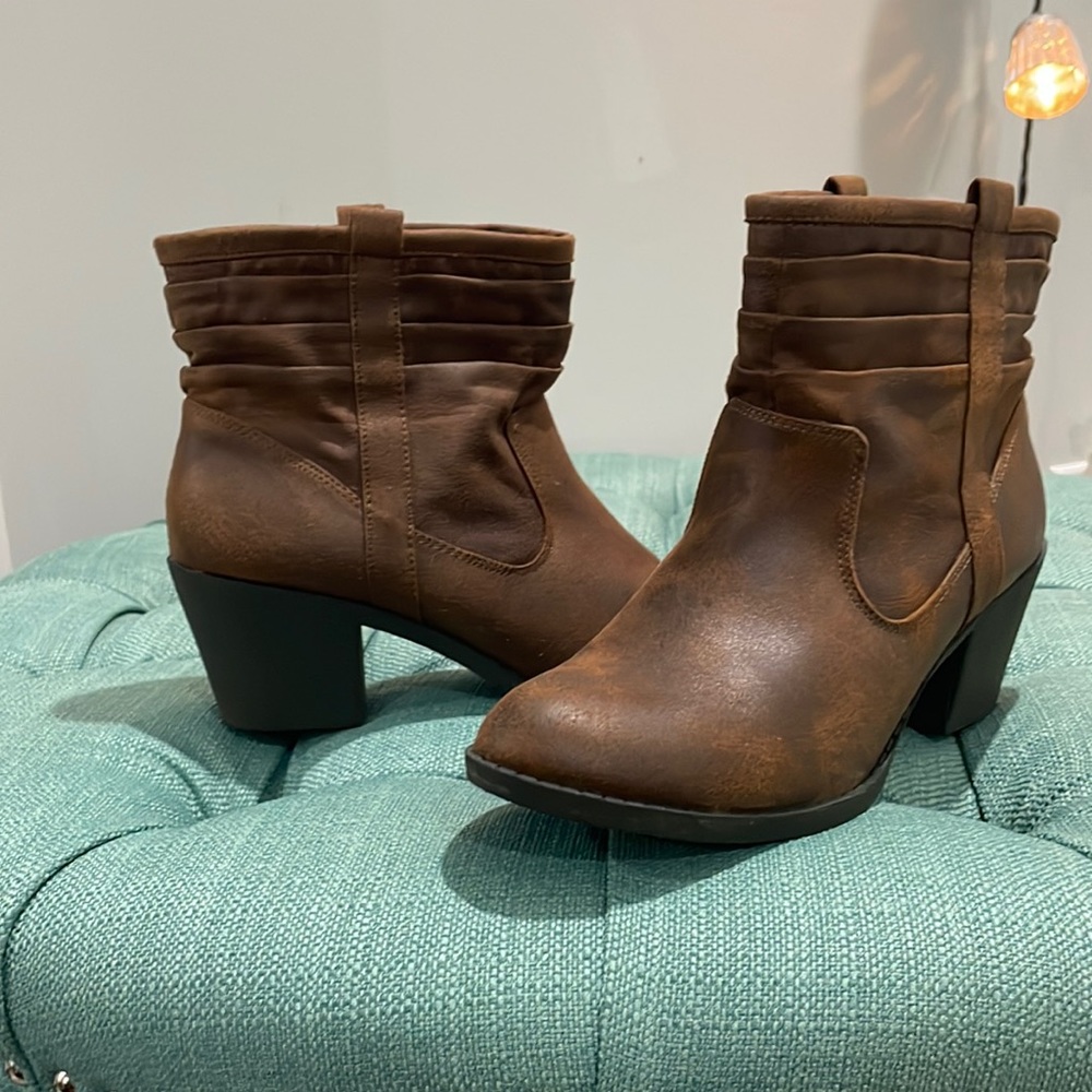 Brown Arizona Boots